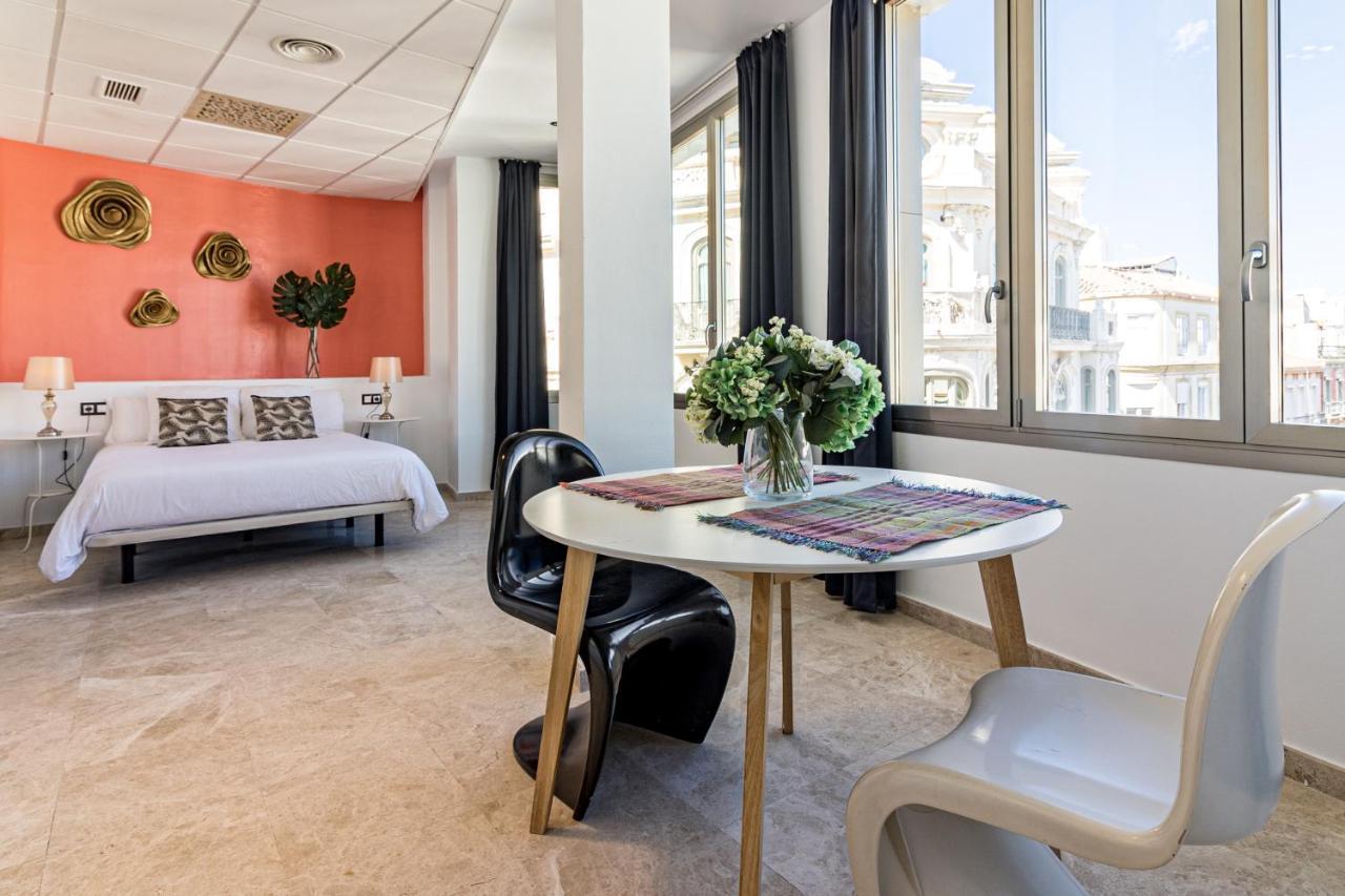 Saenz Suites Gallery By Bossh! Apartments Málaga Exteriör bild