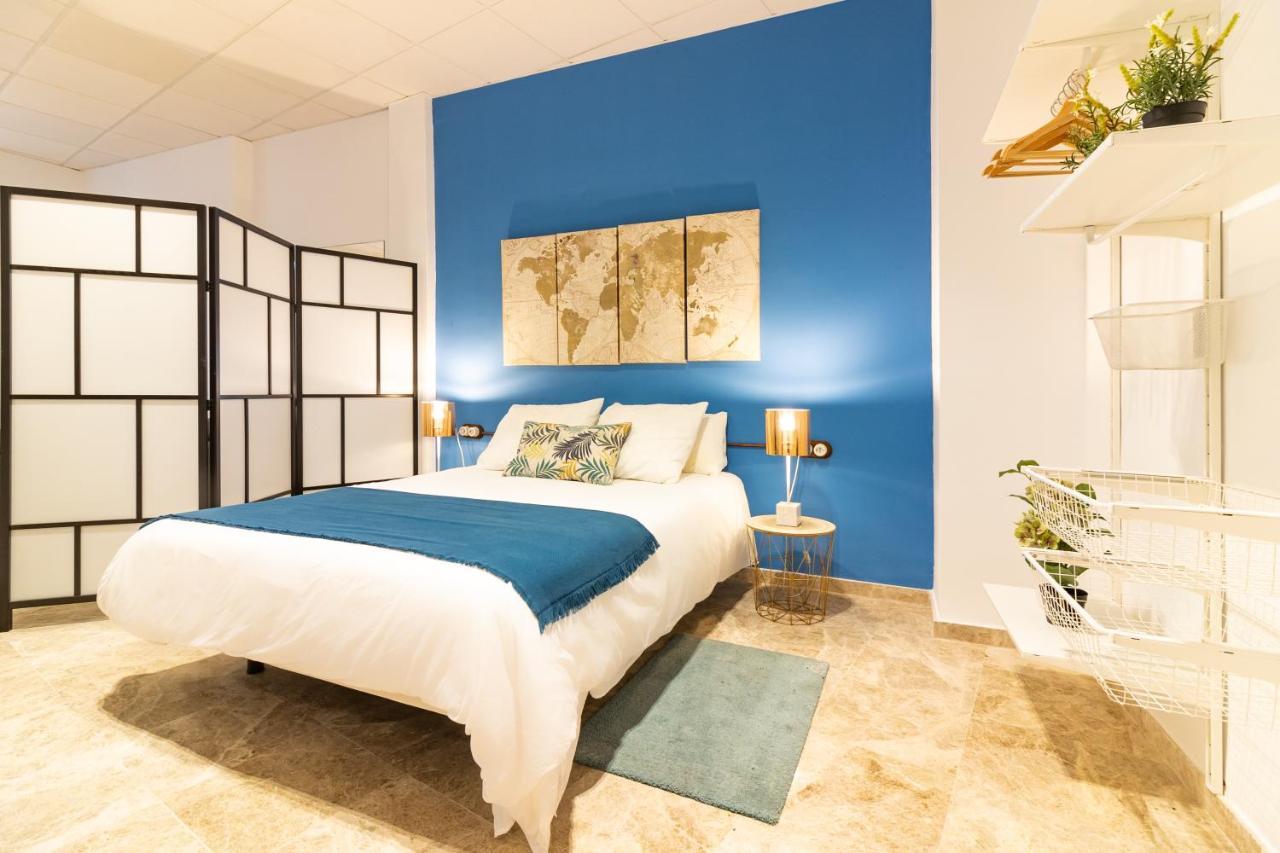 Saenz Suites Gallery By Bossh! Apartments Málaga Exteriör bild
