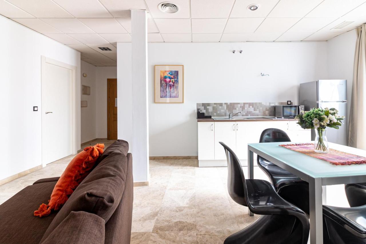 Saenz Suites Gallery By Bossh! Apartments Málaga Exteriör bild