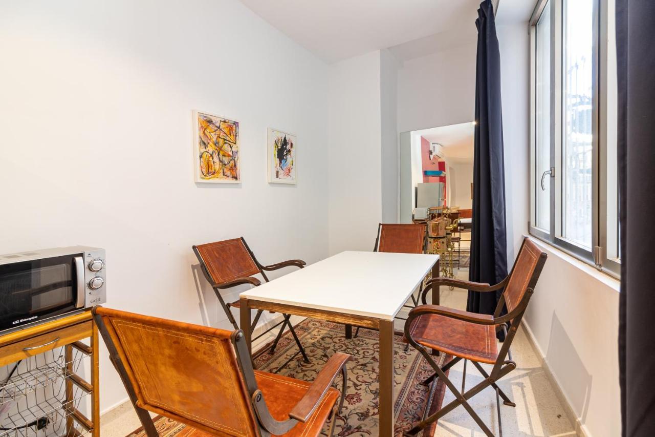 Saenz Suites Gallery By Bossh! Apartments Málaga Exteriör bild