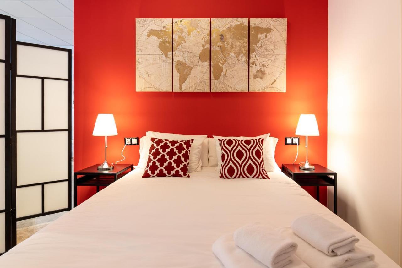 Saenz Suites Gallery By Bossh! Apartments Málaga Exteriör bild