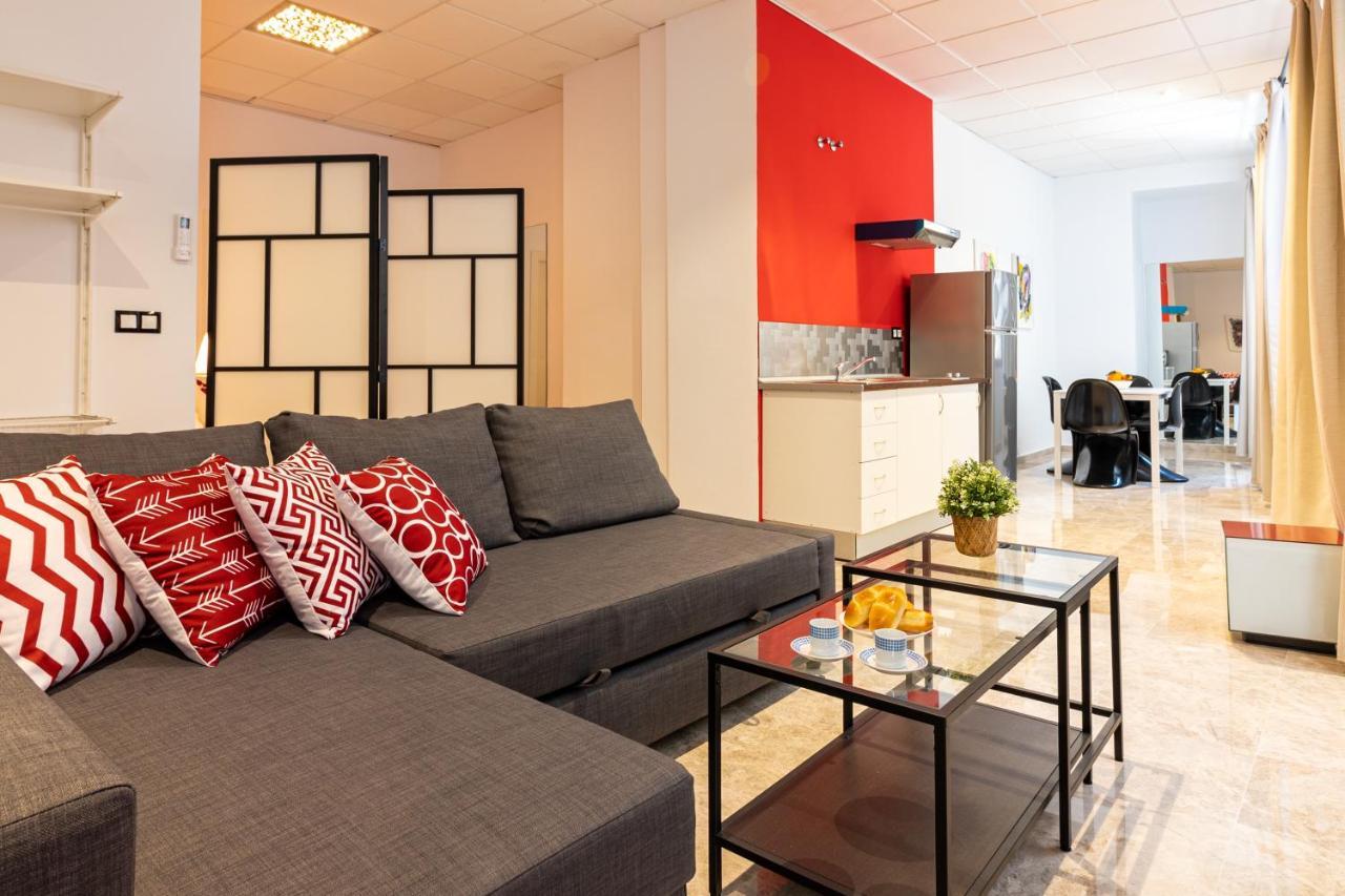 Saenz Suites Gallery By Bossh! Apartments Málaga Exteriör bild