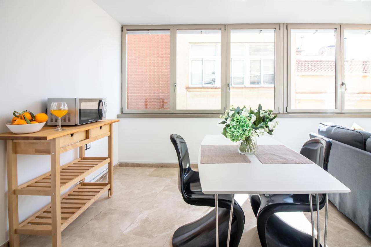 Saenz Suites Gallery By Bossh! Apartments Málaga Exteriör bild