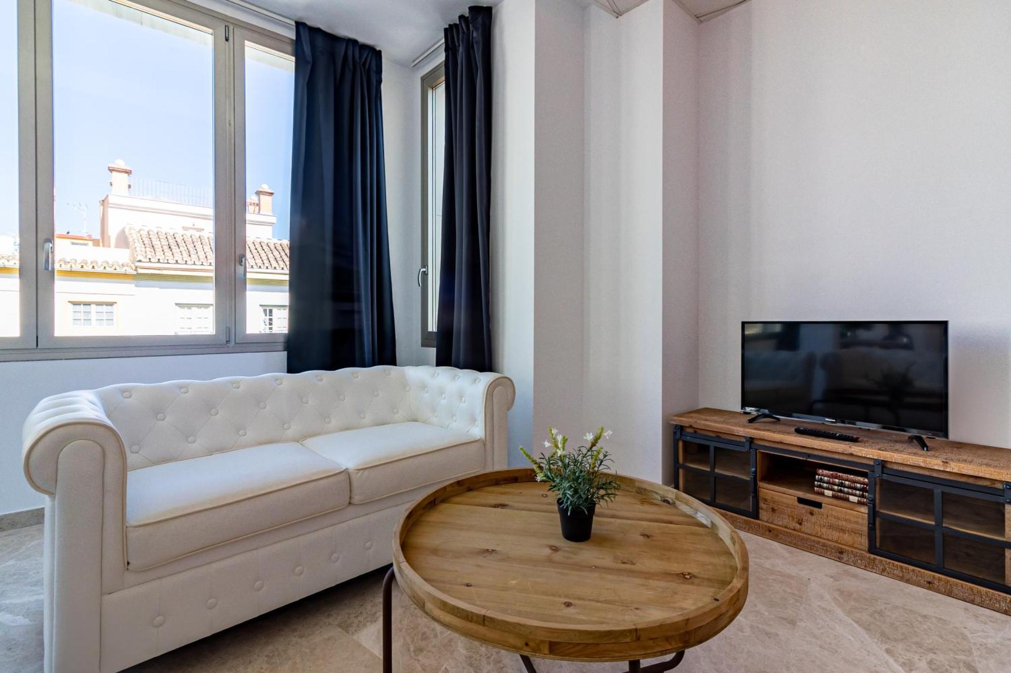 Saenz Suites Gallery By Bossh! Apartments Málaga Rum bild